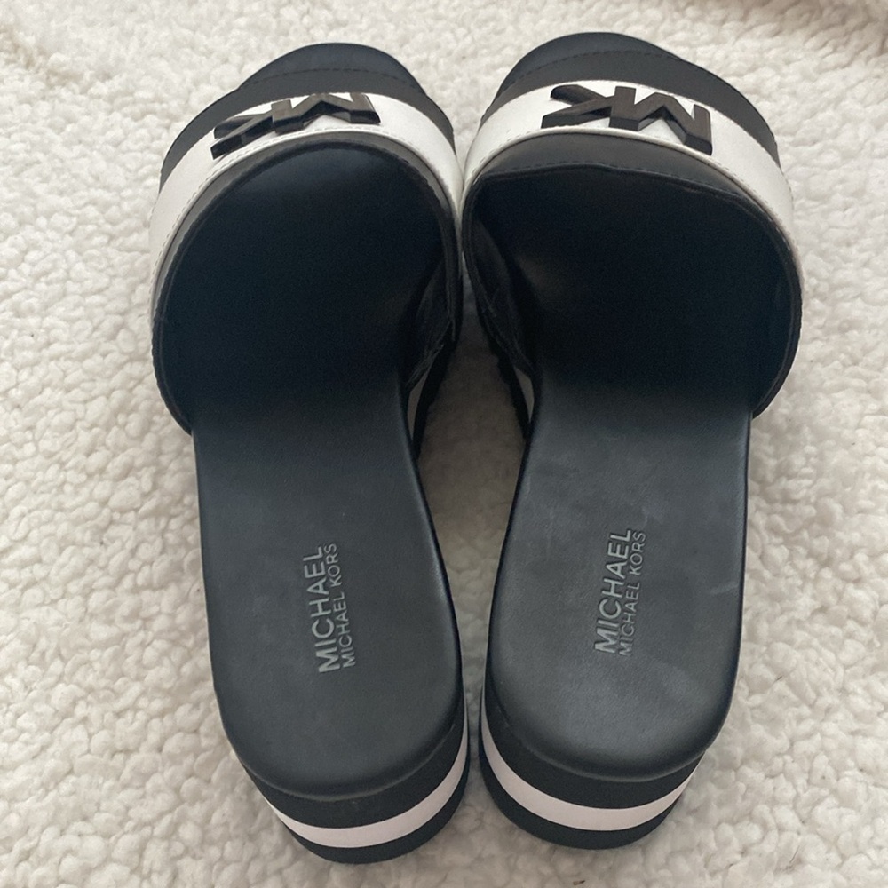 Michael Kors Kids Black and White Slide Sandals - Picture 2 of 5